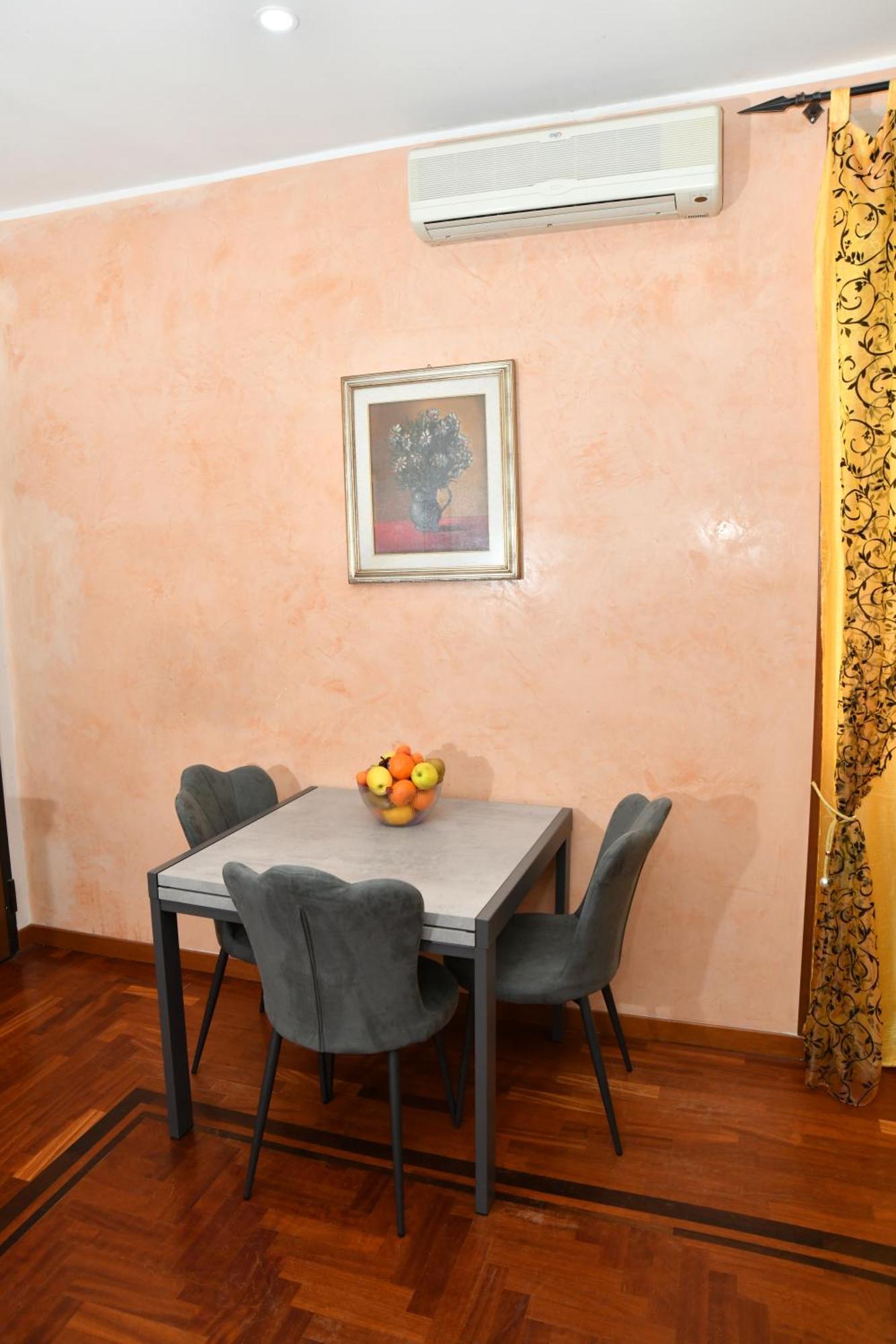 Roma18 Apartman Kültér fotó